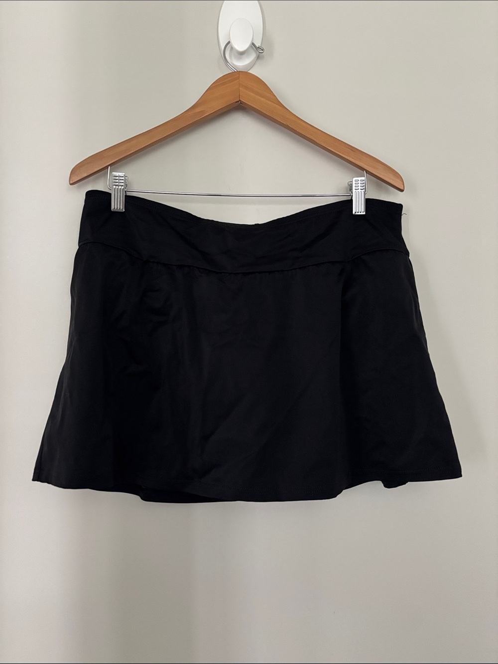 Lands’ End Black Swim Skorts Sz 16 EUC
